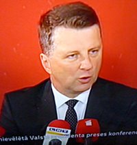 P1060328-crop.jpg